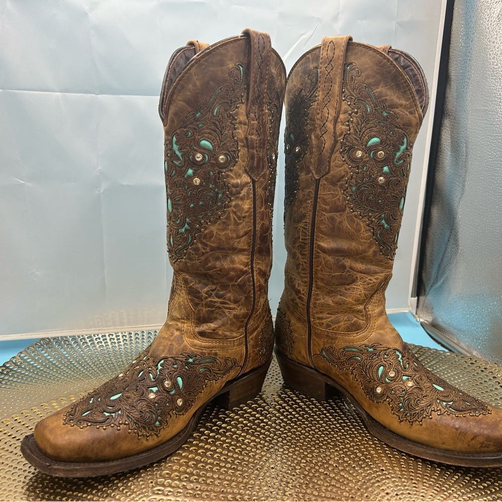 Wildflowers blue bonnet women 7 studded inlay cowgirl boots